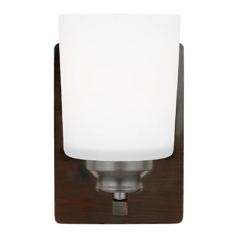 Industrial Pendant Lighting for Machine ShopsVinton One Light Wall / Bath Sconce