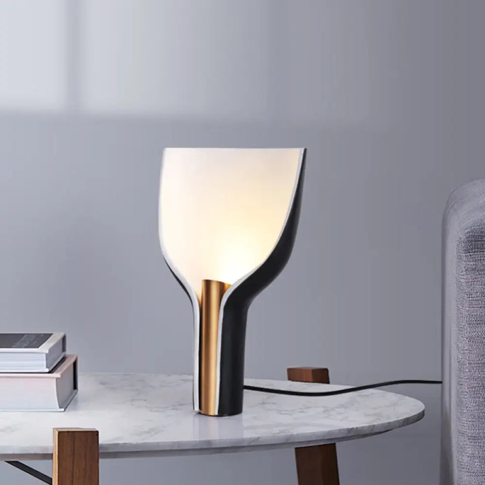 coastal style table lamps with nautical elements for beach housescoastal style table lamps with nautical elements for beach housesModern Black Metal Flare Table Lamp - 1-Bulb Bedside Reading Light